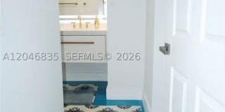 Emerald Plaza Gallery 17
