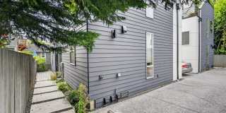 Modern 1-Year-Old Home in Central District w/ Private Rooftop Deck, Lower-Level Private Suite & Multi-Zone A/C Gallery 28