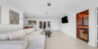 800 SE 3rd Ter Gallery 9