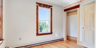 4 Glade St Gallery 21