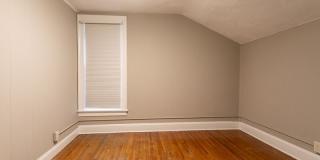 1512 Indianola Ave Gallery 20