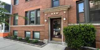 Must See Duplex in Lakeview! Must See Duplex in Lakeview! Gallery 1