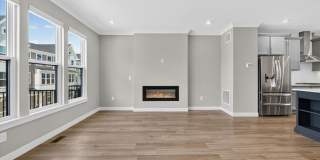 8933 Eager Road Gallery 4