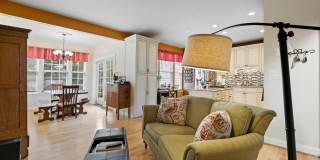 670 MCLEARY Square SE Gallery 20