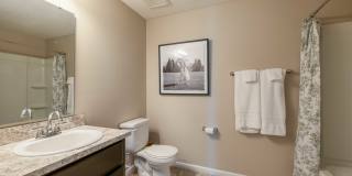 Lawndale Commons Gallery 6