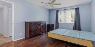 3083 N Oakland Forest Dr Gallery 30