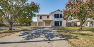 900 N Brents Avenue Gallery 1