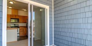 2-Bedroom DuPont Condo with New Interior Paint and Carpet Gallery 31