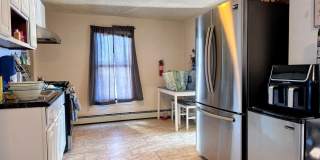 136 Broad Street Gallery 7