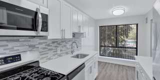 Cityside Huntington Metro Apartments - Affordable Housing Gallery 1