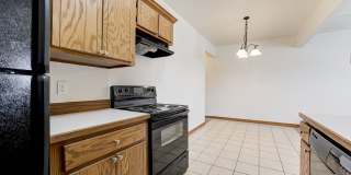 !!50 Percent off your 1st Months Rent!! Spacious 1BD/1BTH Apartment with a Private Balcony in the Heart of Norman! Gallery 20