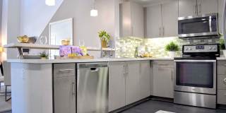 360 Luxury Apartments Gallery 29