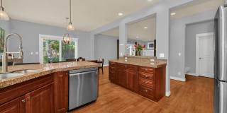 4 Bedroom home in SE Bend 4 Bedroom home in SE Bend Gallery 8