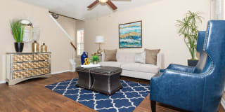 Plano Park Townhomes Gallery 23
