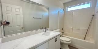 Stunning 4 Bedroom Remodel in Harbor Shores Gallery 16