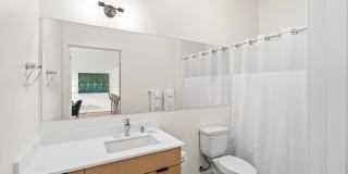 Meetinghouse Gallery 11