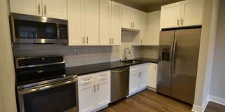 3833 N Broadway Gallery 115