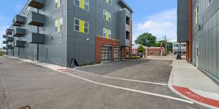 Wilshaw Apartments Gallery 40