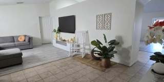 2317 NW 27th Avenue Gallery 1