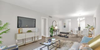 Legacy at Dadeland Gallery 16