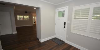 3006 VINE STREET Gallery 11