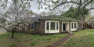 Newly Renovated Home on Quiet Neighborhood Gallery 1