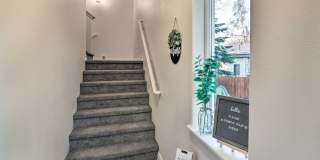 2432 Glacier Street Gallery 26