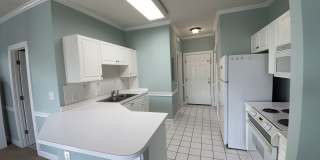 1 Bedroom Condo in Magnolia place Gallery 1