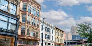 312 W Fourth Street unit: 304 Gallery 1