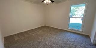 STUNNING REMODEL IN SPRING LAKE ESTATES Gallery 13