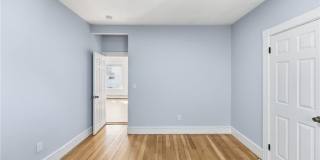 97 Greene Street unit: 1 Gallery 8