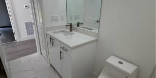 723 Ivan Avenue S unit: 723 Gallery 46