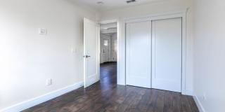 522 N Maplewood Street Gallery 8