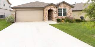 Spacious 4-Bedroom Single-Story Home in Kendall Brook Near Randolph AFB Gallery 1