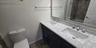 Beautifully Renovated, Top Floor, 2 Bedroom 2 Bath East Boulder Condo for Rent! Gallery 17