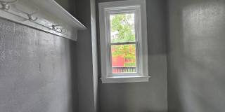 Fully updated 3 Bedroom 1 Bath Apartment for rent in Beechview! Gallery 4