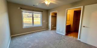 Condo for Rent in New Castle Gallery 8