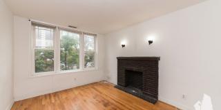 1509 West Barry Avenue Gallery 4