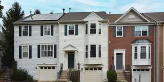 47616 COMER Square Gallery 1