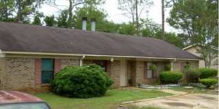 331 Statioin Crossing - B Gallery 1