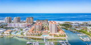 521 MANDALAY AVENUE Gallery 41