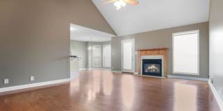 Pet Friendly Three Bedroom! Gallery 4