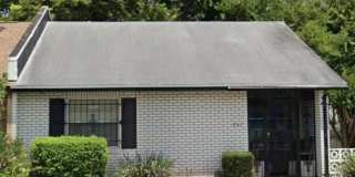 927 E Millard Court 927 E Millard Court Gallery 1