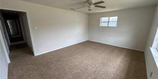 1016 W Gandy Street Gallery 3