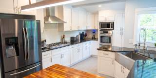 18033 Duncan St Gallery 19