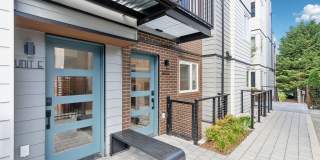 The Row Apartments — Modern Studio Living Just Steps from UW Gallery 7