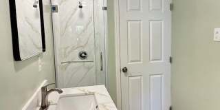 3809 Pine Gallery 7