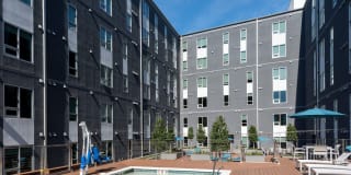 2424 Tulane Gallery 8