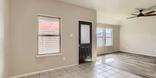 503 Hawthorn Drive Gallery 18