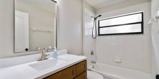 Charming 3-bedroom + 2-Bathroom Home in the heart of Leesburg Gallery 13
